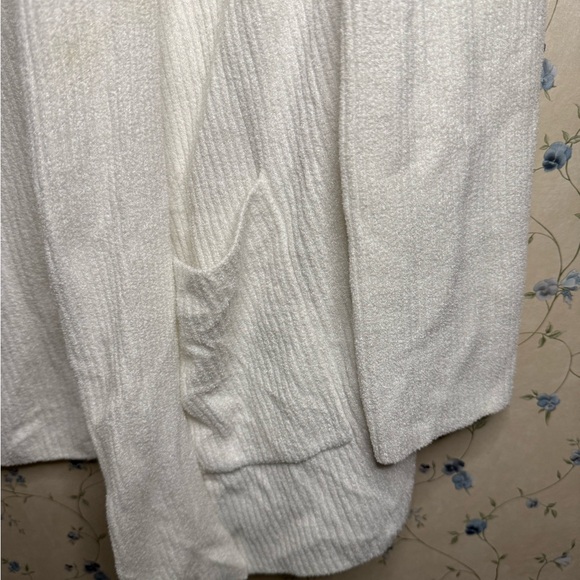 Barefoot Dreams white Hooded Cardigan sweater cozy knit - Picture 4 of 5